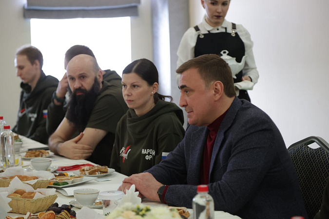 Тульский губернатор Алексей Дюмин встретился с ветеранами специальной военной операции