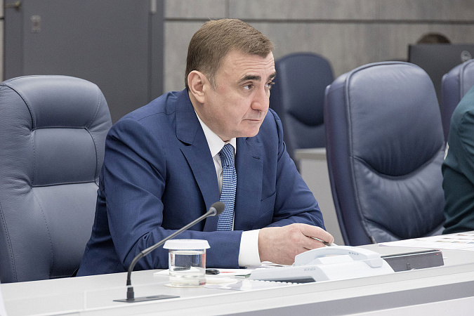 Алексей Дюмин провел заседание комиссии по ЧС