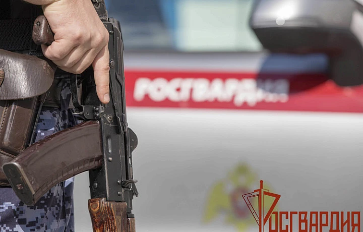 Тульская Росгвардия отправила в зону СВО 20 единиц охотничьего оружия