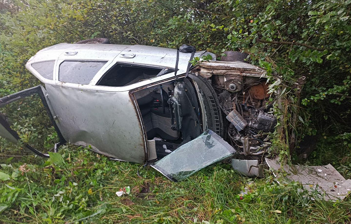 Два автомобиля оказались в кювете в Тульской области 11 августа