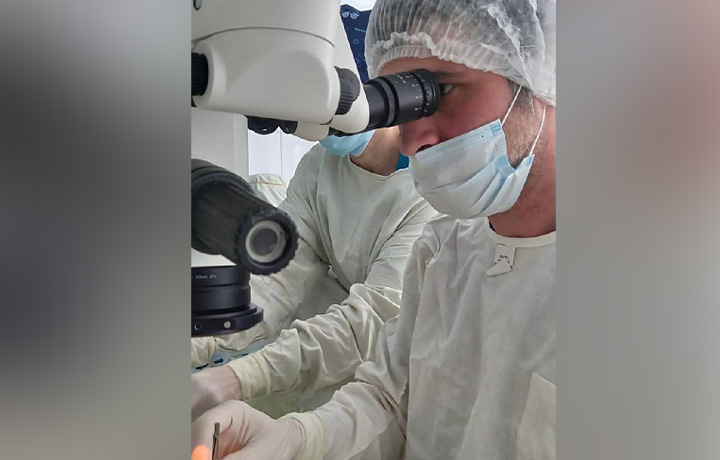 Тульские офтальмологи вернули зрение пенсионерке с катарактой и глаукомой