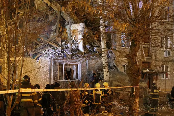Опубликовано видео с моментом взрыва газа в жилом доме в Ефремове Тульской области