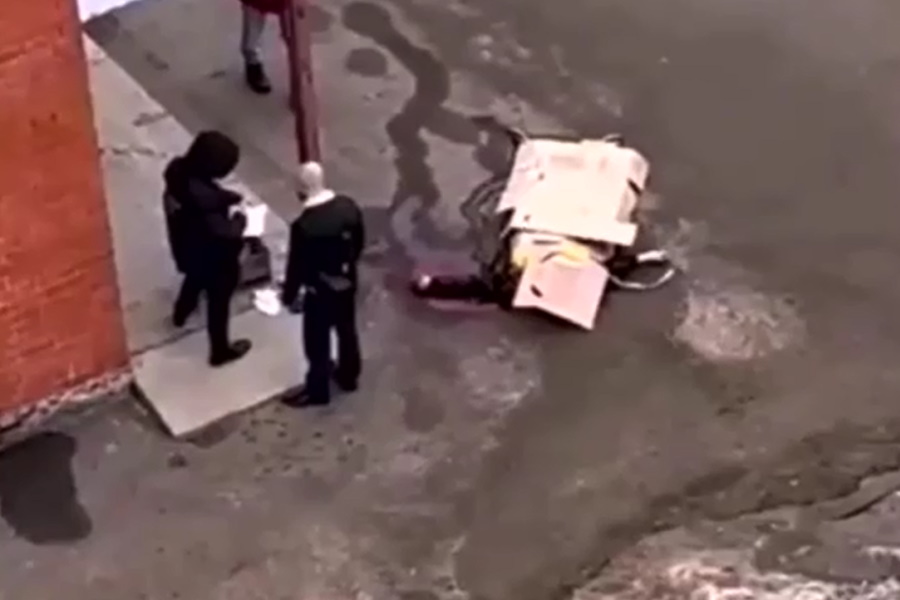 В Новомосковске зарезали мужчину возле пивного магазина
