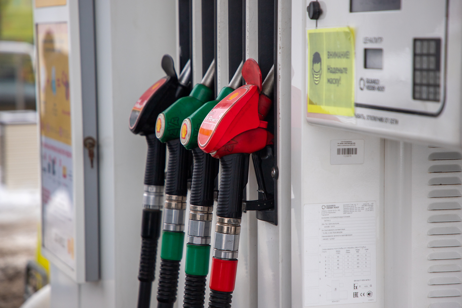 Стоимость бензина в начале июля в Тульской области увеличилась на десять копеек