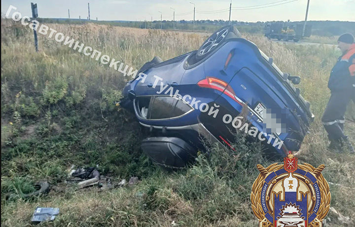 В Щекинском районе водитель на Haval улетел в кювет при обгоне