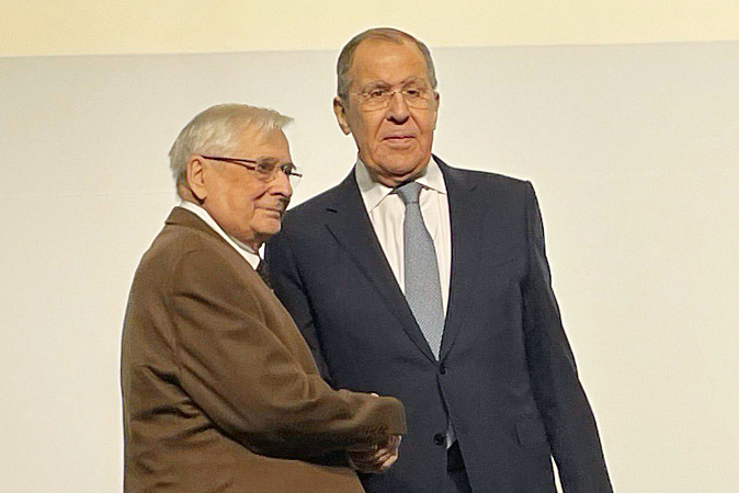 Алексей Дюмин поздравил Дмитрия Шаховского с вручением Ордена дружбы