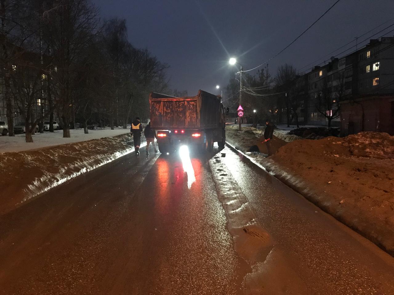 Водитель &quot;Камаза&quot; сбил пешехода в Новомосковске 18 марта