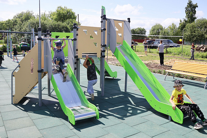 Пять новых детских площадок появились в Туле и области по программе «Наш район»