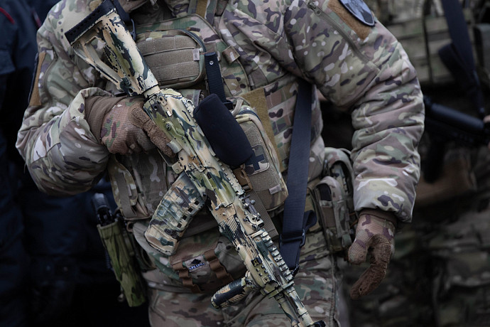 Путин подписал закон о соцподдержке вдов погибших военных