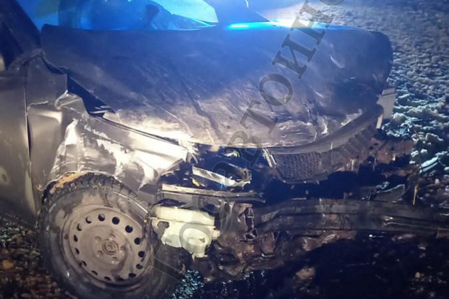 Два человека пострадали в ДТП с Mitsubishi Lancer и Kia Cerato в Кимовском районе