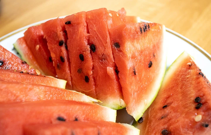 Тулякам рассказали, как выбрать спелый арбуз