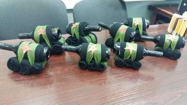 Танки из носков и стихи: как коллективы поздравляют мужчин с 23 февраля в Туле