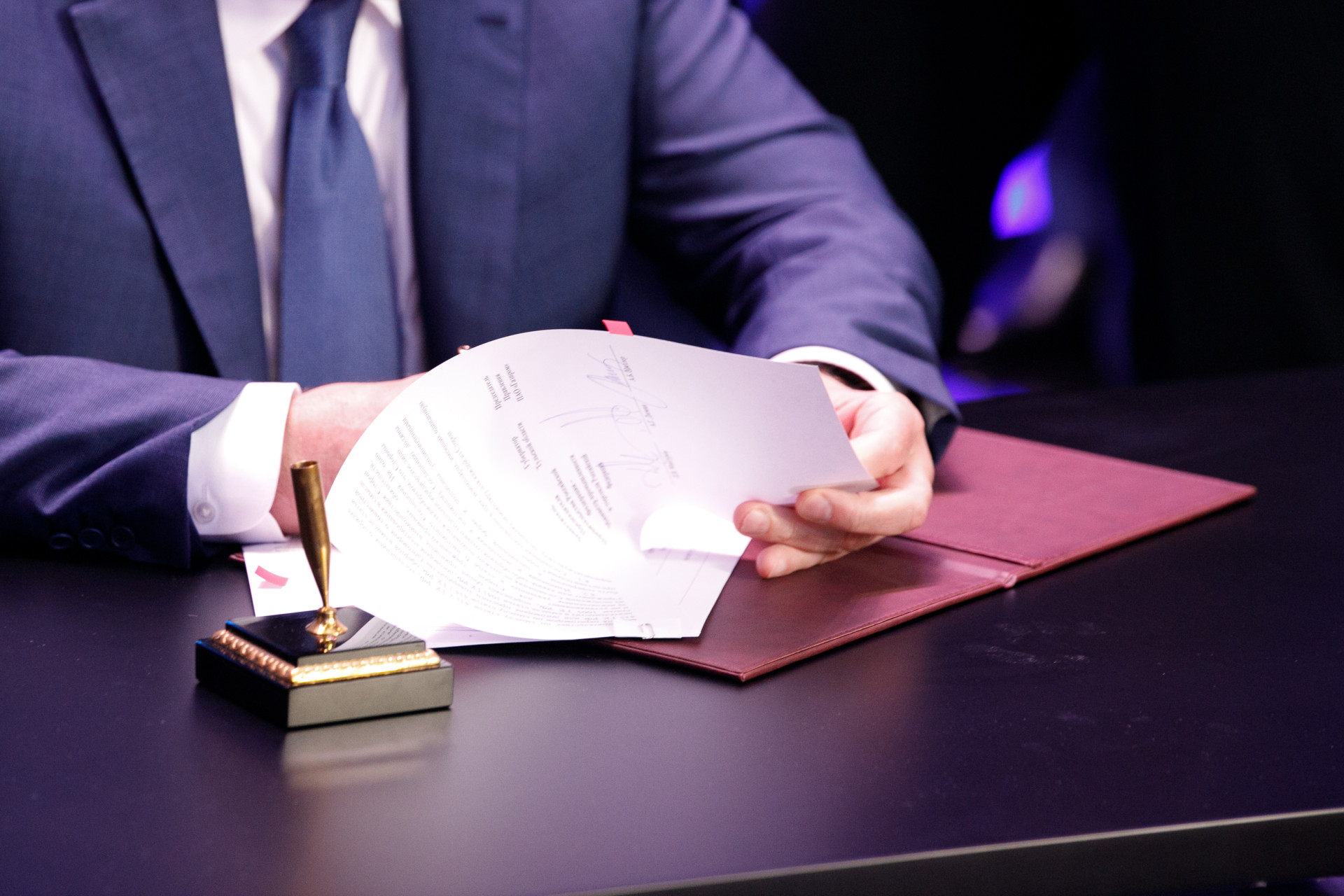 Авито Путешествия и СОГАЗ подписали соглашение о стратегическом партнерстве на ПМЭФ-2025