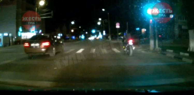 На улица Болдина в Туле произошло ДТП с участием мотоциклиста