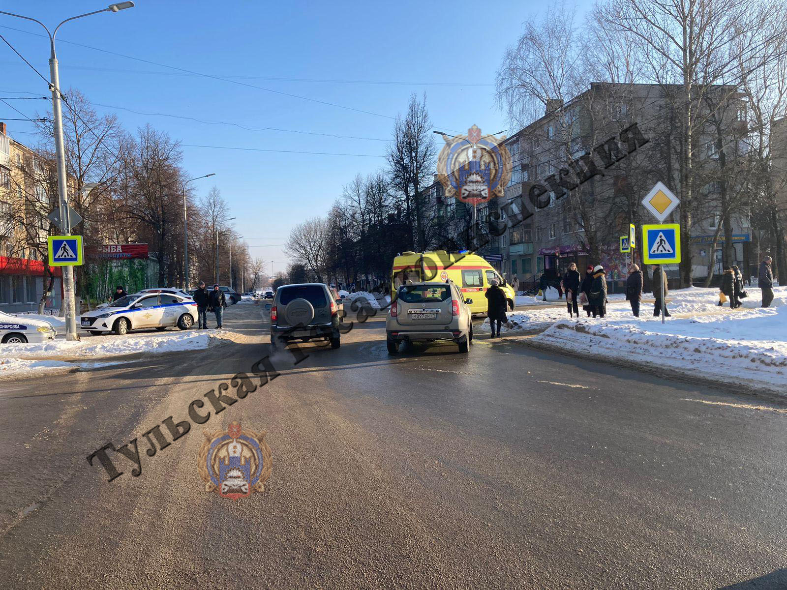 В Щекино пенсионерку госпитализировали после того, как ее сбил автомобиль