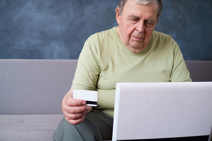 1 043 098 рублей похитили мошенники у восьми жителей Тульской области за 24 часа