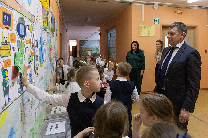 В Тульской области дети участвуют в федеральном проекте по сбору электроники