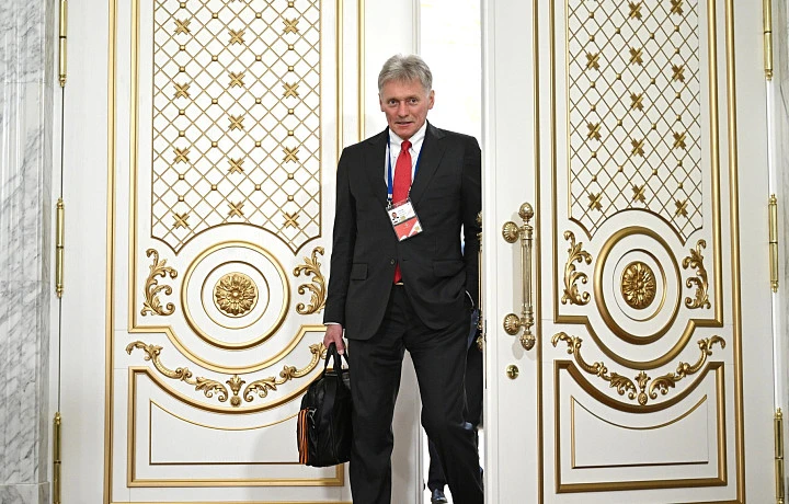 Песков заявил, что WhatsApp* не будет работать, пока не соблюдает законы