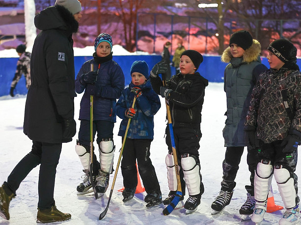 В Туле стартует первенство по хоккею среди детских дворовых команд