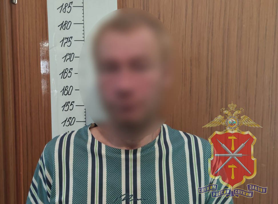 40-летний мужчина украл забытый на лавочке смартфон в Донском