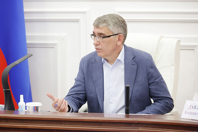 Миляев раскритиковал работу чиновников из-за затопленного после дождей Веневского шоссе в Туле