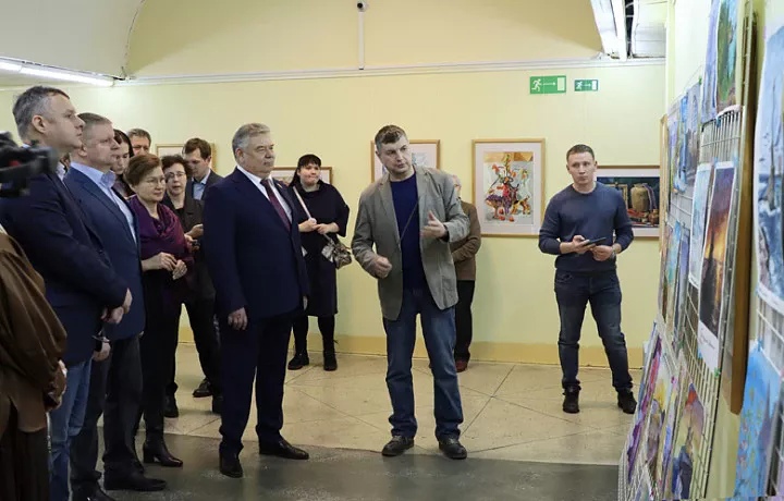 Юные художники из Тулы поздравили с 240-летием Севастополь