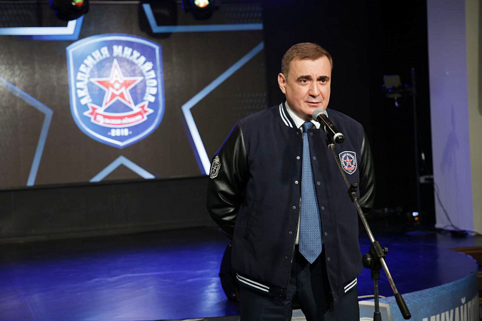 Алексей Дюмин встретился с тульскими хоккеистами из АКМ