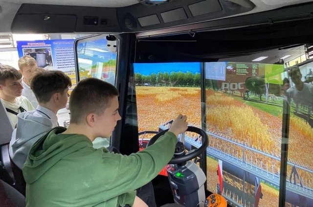 Единый день открытых дверей «Профессионалитета» провели в Тульской области