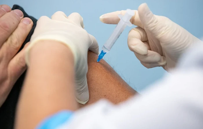 Вакцинацию от гриппа прошли более 390 тысяч жителей Тульской области