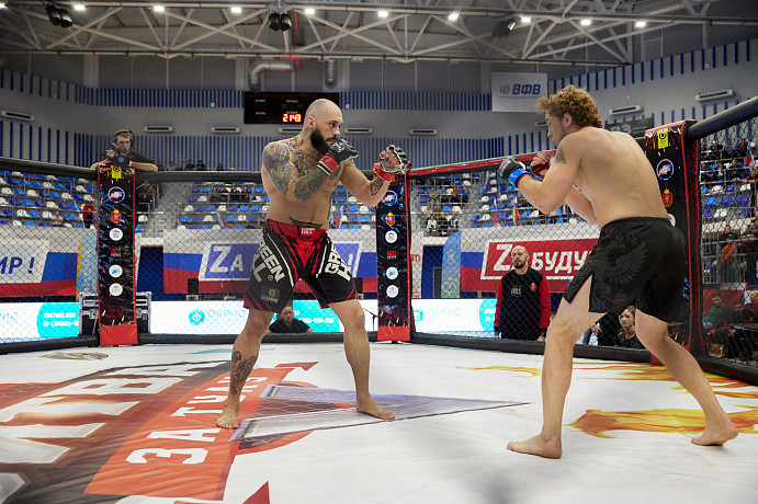 В Тульской области стартовал чемпионат и первенство по смешанному боевому единоборству