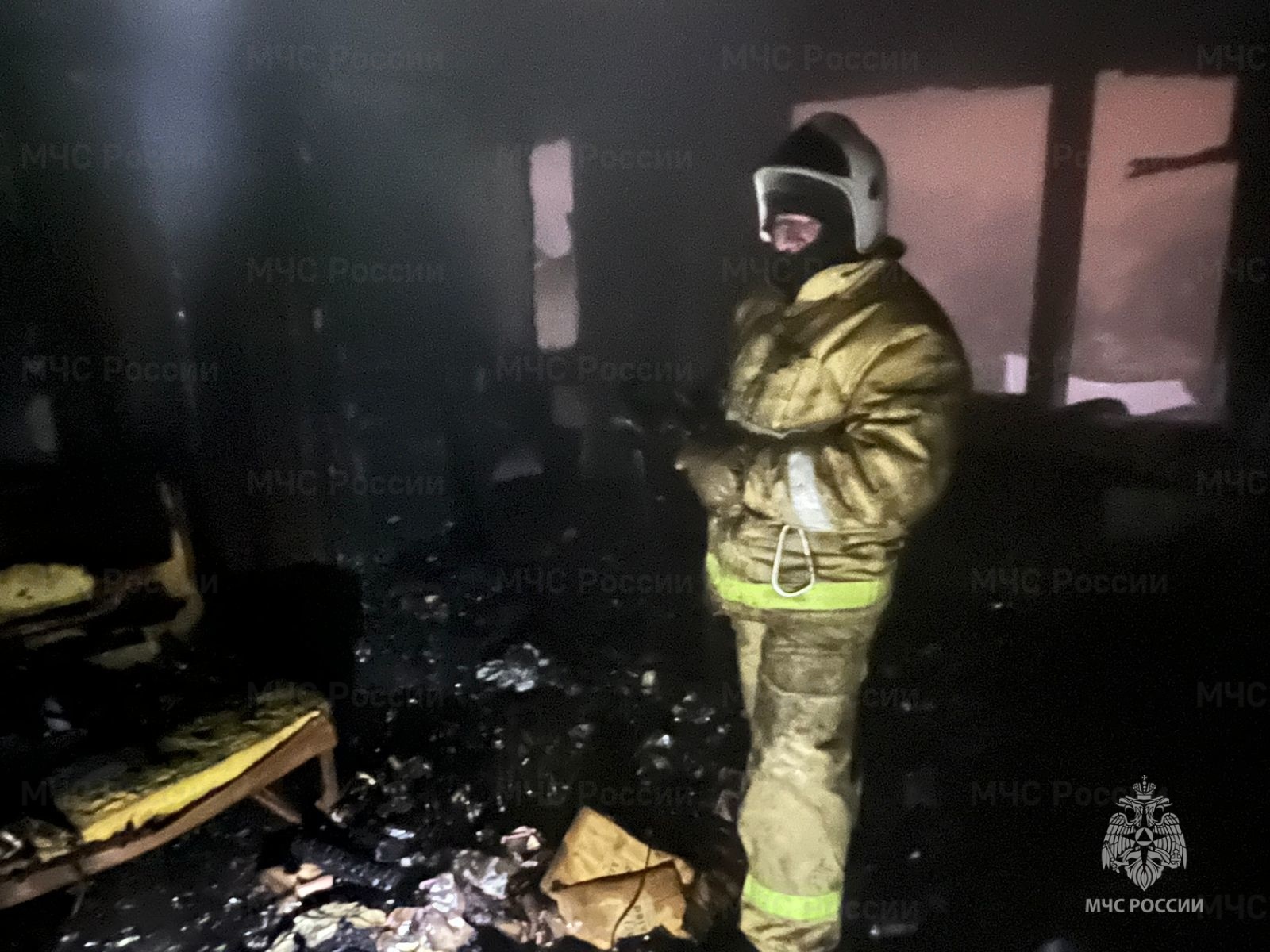 В Тульской области загорелся многоквартирный дом, 5 человек эвакуировали