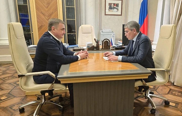 Алексей Дюмин отмечает день рождения: губернатор Тульской области поздравил экс-главу региона