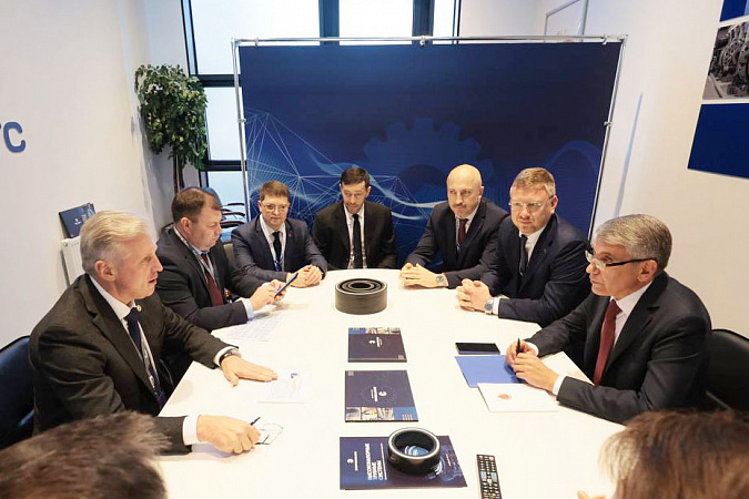 Губернатор Миляев предложил долгосрочное сотрудничество компании ПАО «Газпром» по импортозамещению