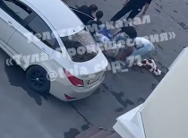 В одном из дворов Тулы госпитализировали мужчину с ножевым ранением