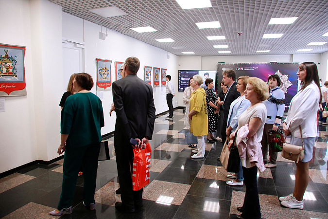 В Тульском филиале ГИМ начала работу выставка гербов тульского дворянства