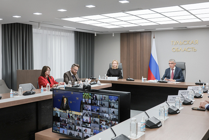 Губернатор Миляев рассказал о работе по поддержке семей в Тульской области
