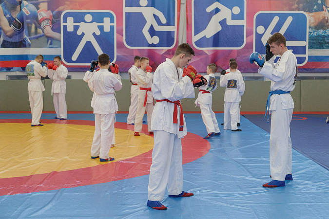 Спортсмены ЦСКА провели мастер-классы для воспитанников Тульского суворовского военного училища