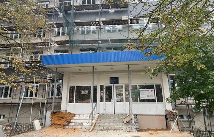 В Туле продолжается ремонт горбольницы №7