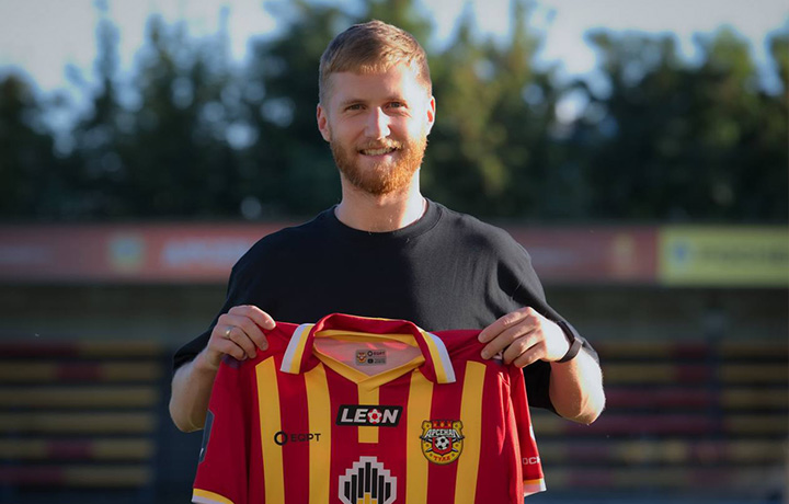 Состав тульского «Арсенала» пополнил 29-летний полузащитник Александр Трошечкин