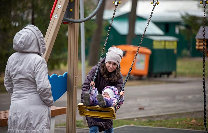 В России предложили запретить использовать образы бездетных семей в рекламе