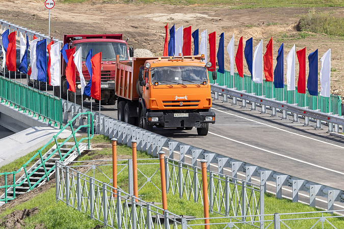 В Тепло-Огаревском районе открыли рабочее движение по мосту через реку Мутную
