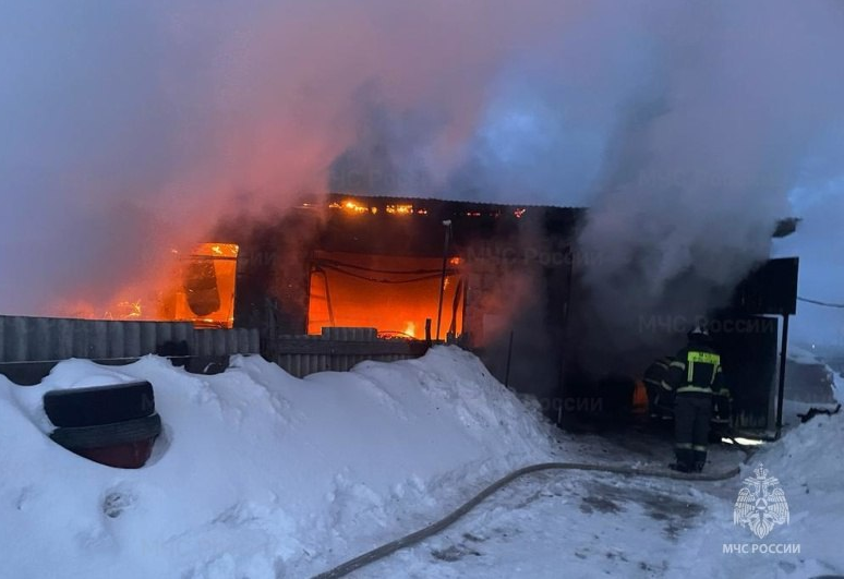 Аварийная работа электронагревателей спровоцировала пожар в автосервисе ...