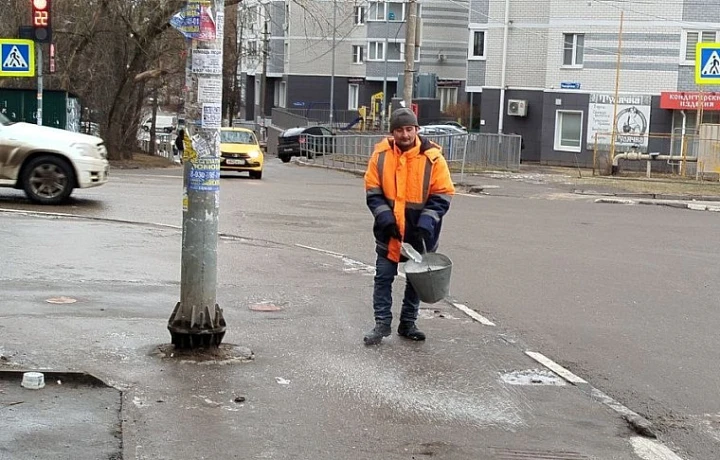 Запас противогололедных материалов в Тульской области составляет 255 тысяч тонн