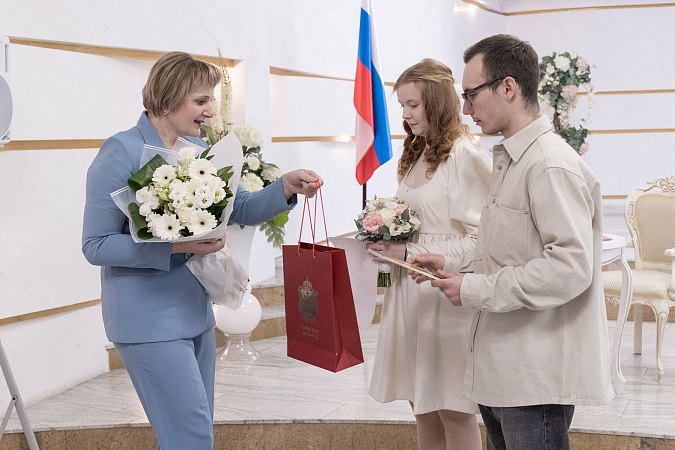 Мобилизованного туляка поздравили со свадьбой от имени губернатора Алексея Дюмина
