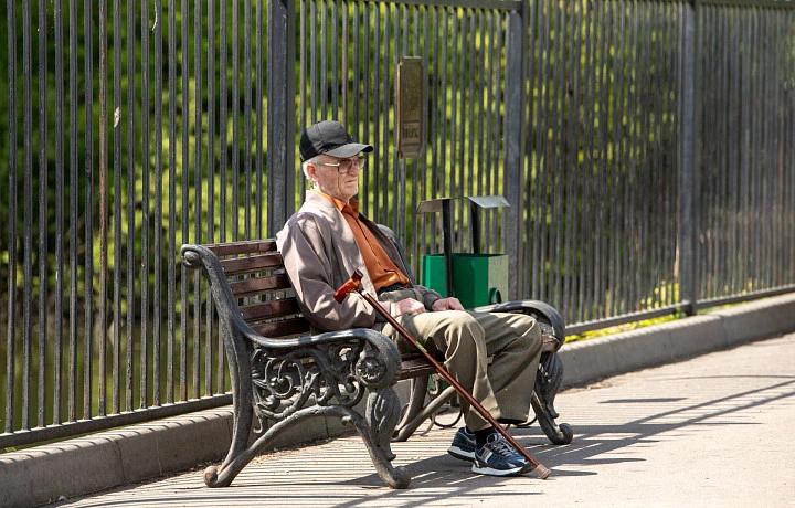 Госдума одобрила увеличение пенсий неработающим пенсионерам