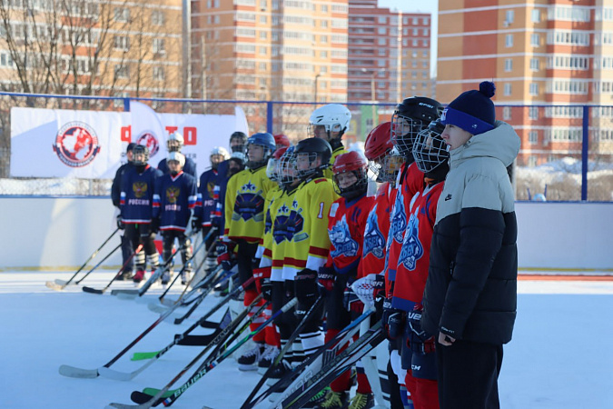 «Именно со двора начинают свой путь все великие чемпионы»: как в Туле стартовал детский турнир по хоккею «АКМ-двор»
