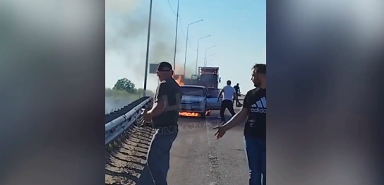 На автодороге Тула-Новомосковск загорелся автомобиль