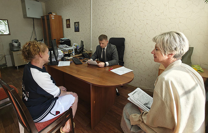 Омбудсмен Александр Головин посетил интернат в Торхово