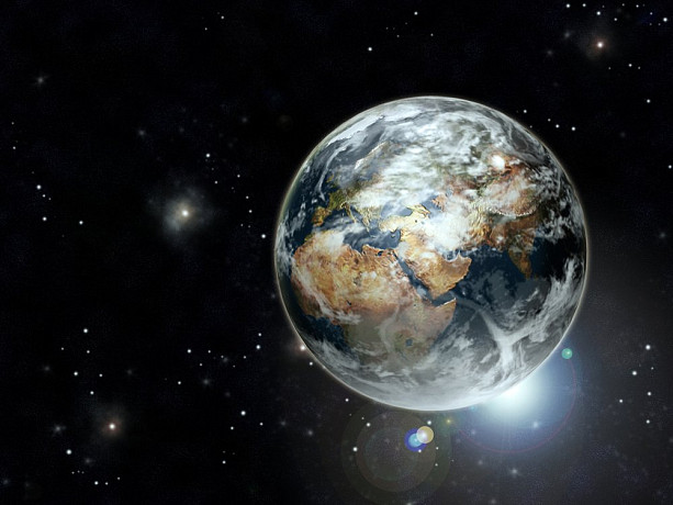 К Земле летит астероид диаметром 500 метров