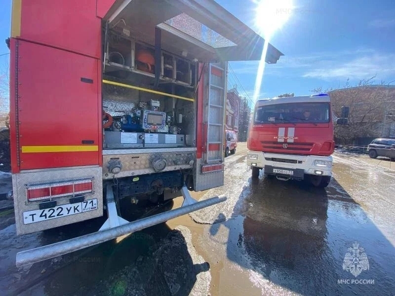 В Туле за сутки потушили два пожара в магазине и ресторане